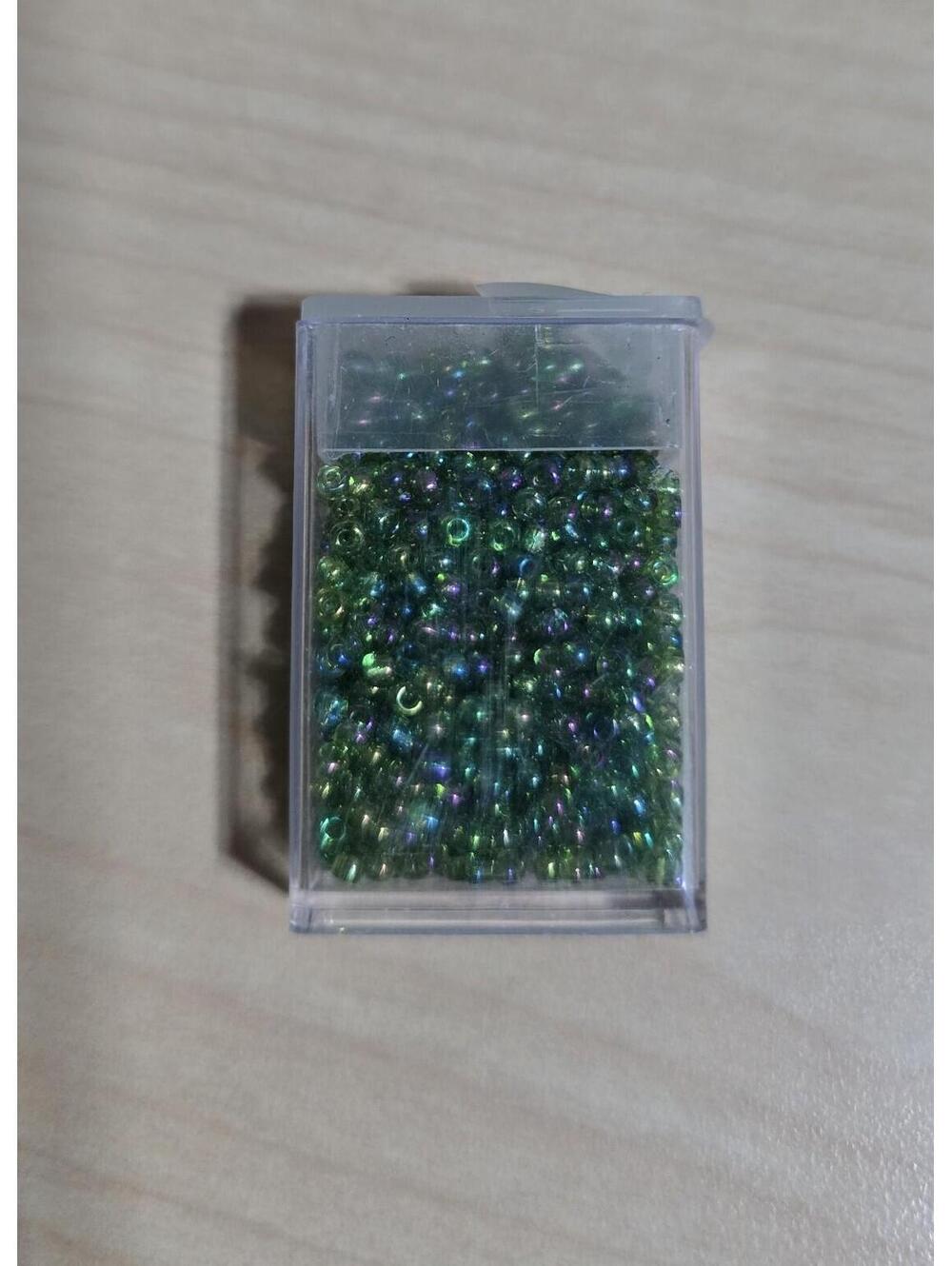 Seed Beads Transparent Green